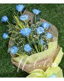 1 Dozen Blue Rose Spray (Arm Bouquet)